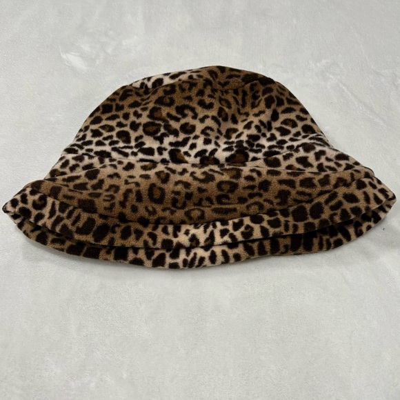 KOHL’S Women’s Warm Fleece Cheetah Print Winter Hat - one-size - Picture 3 of 5